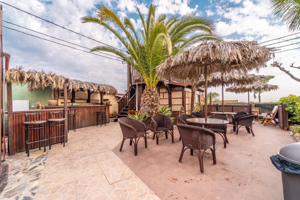 Casa Giuliana Bed & Breakfast Charco del Pino Ngoại thất bức ảnh